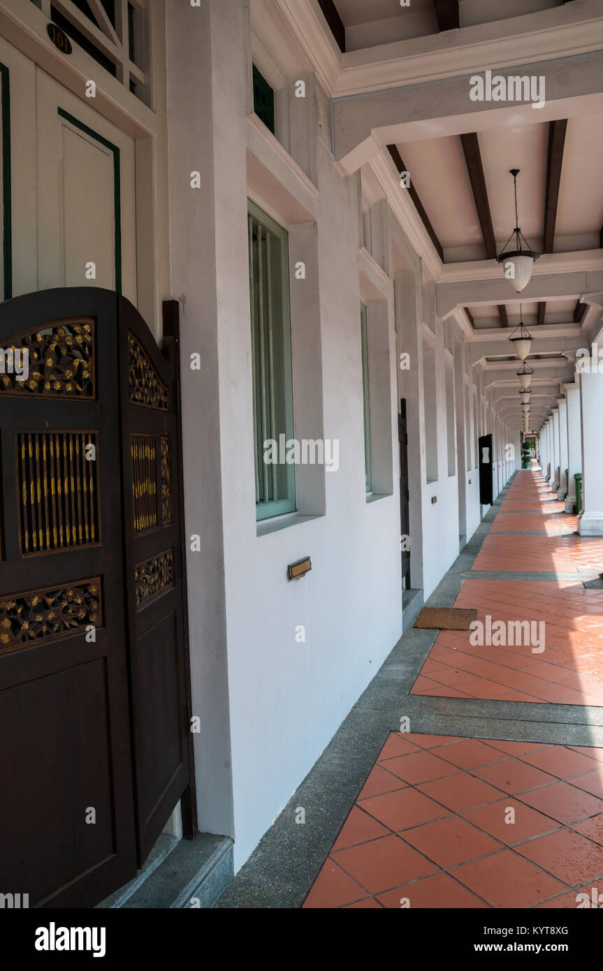 Traditionelle Peranakan Reihenhäuser auf Joo Chiat Platz in der Katong (Joo Chiat) Nachbarschaft, Singapur. Stockfoto