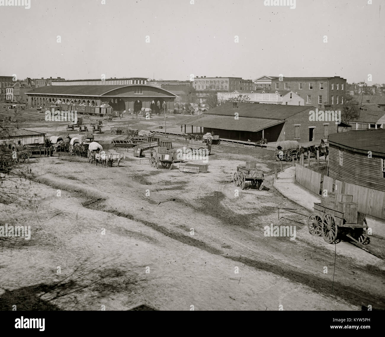 Atlanta, Georgia Railroad Depot und Hof; Forellen-Haus und Masonic Hall im Hintergrund Stockfoto