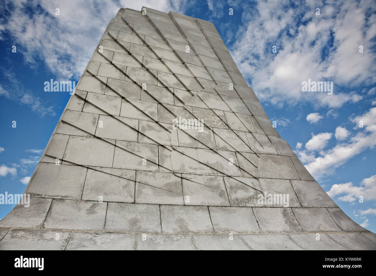 NC-01320-00... NORTH CAROLINA- Denkmal Orville und Wilbur Wright an der Wright Brothers National Memorial auf die Outer Banks in Kitty Hawk. Stockfoto