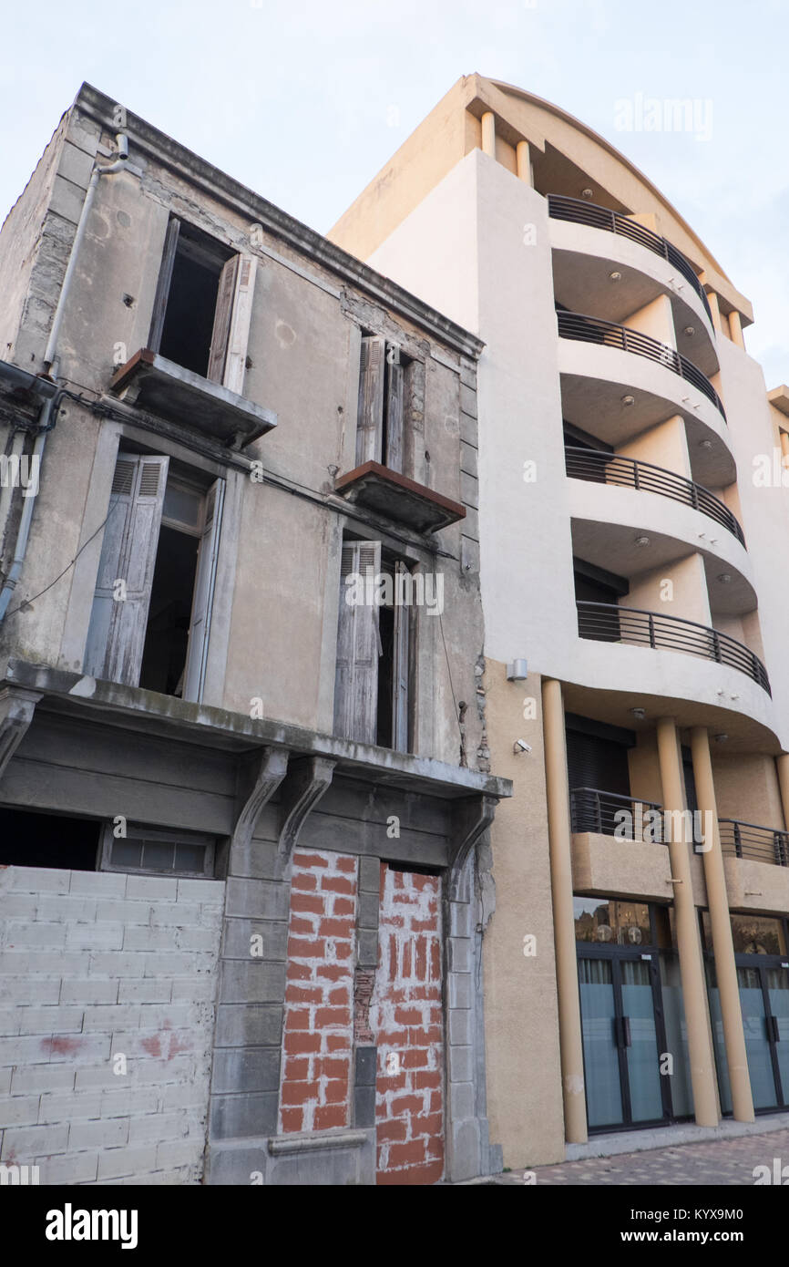 Traditionelle und moderne Wohn-, Moderne-, Hotel- und, traditionelle, Haus, Wohnung, in, Mitte, der, Carcassonne, Aude, Abteilung, Frankreich, Europa, Stockfoto