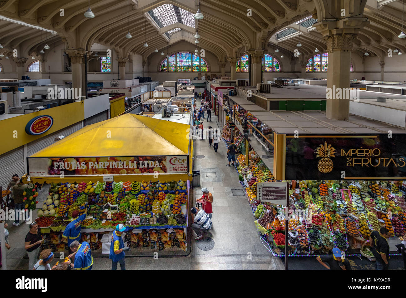 Innenraum der städtischen Markt (Mercado Municipal) in der Innenstadt von Sao Paulo - Sao Paulo, Brasilien Stockfoto