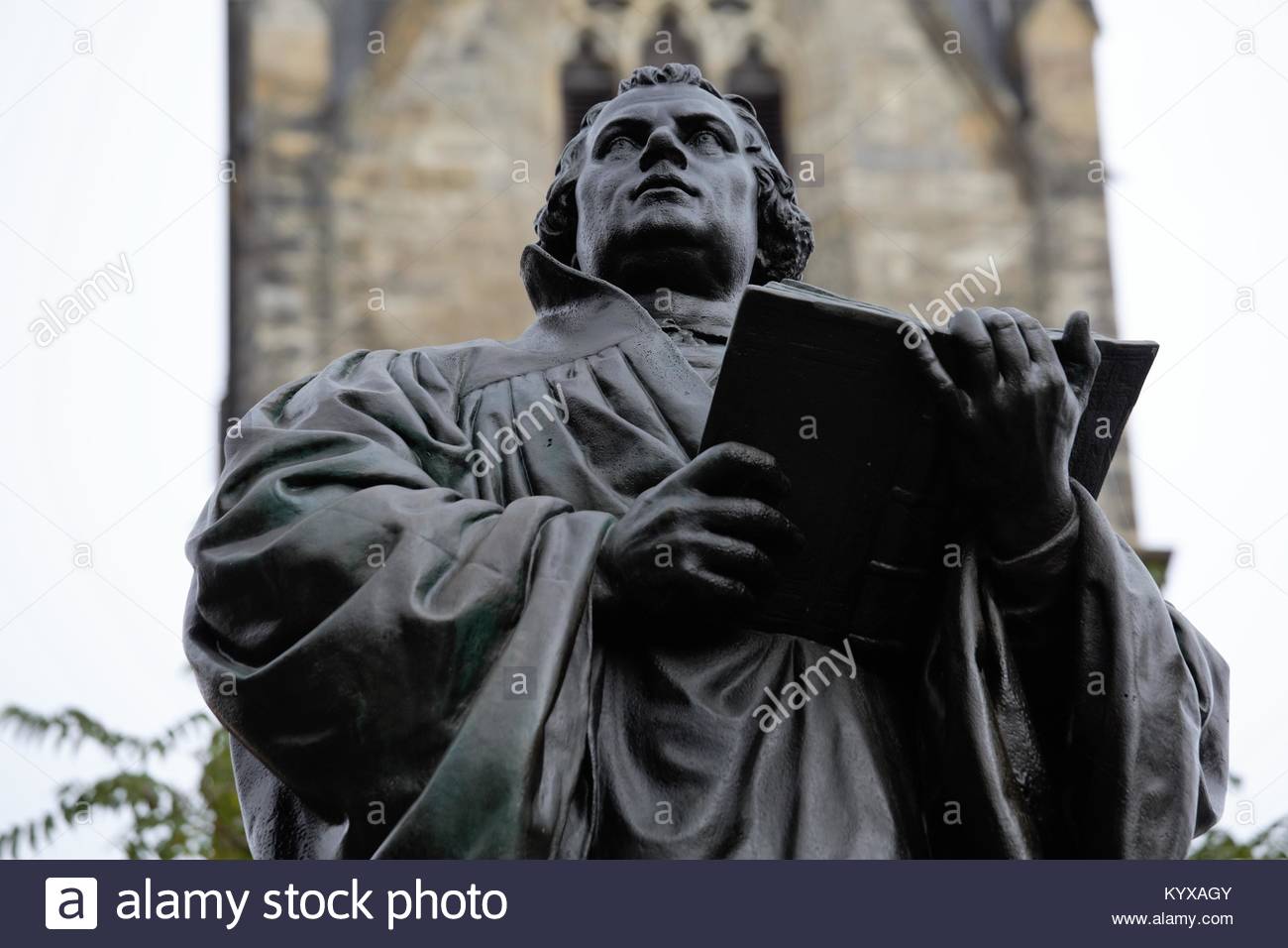 Eine Statue des religiösen Reformer Martin Luther in Erfurt, Deutschland, Stockfoto