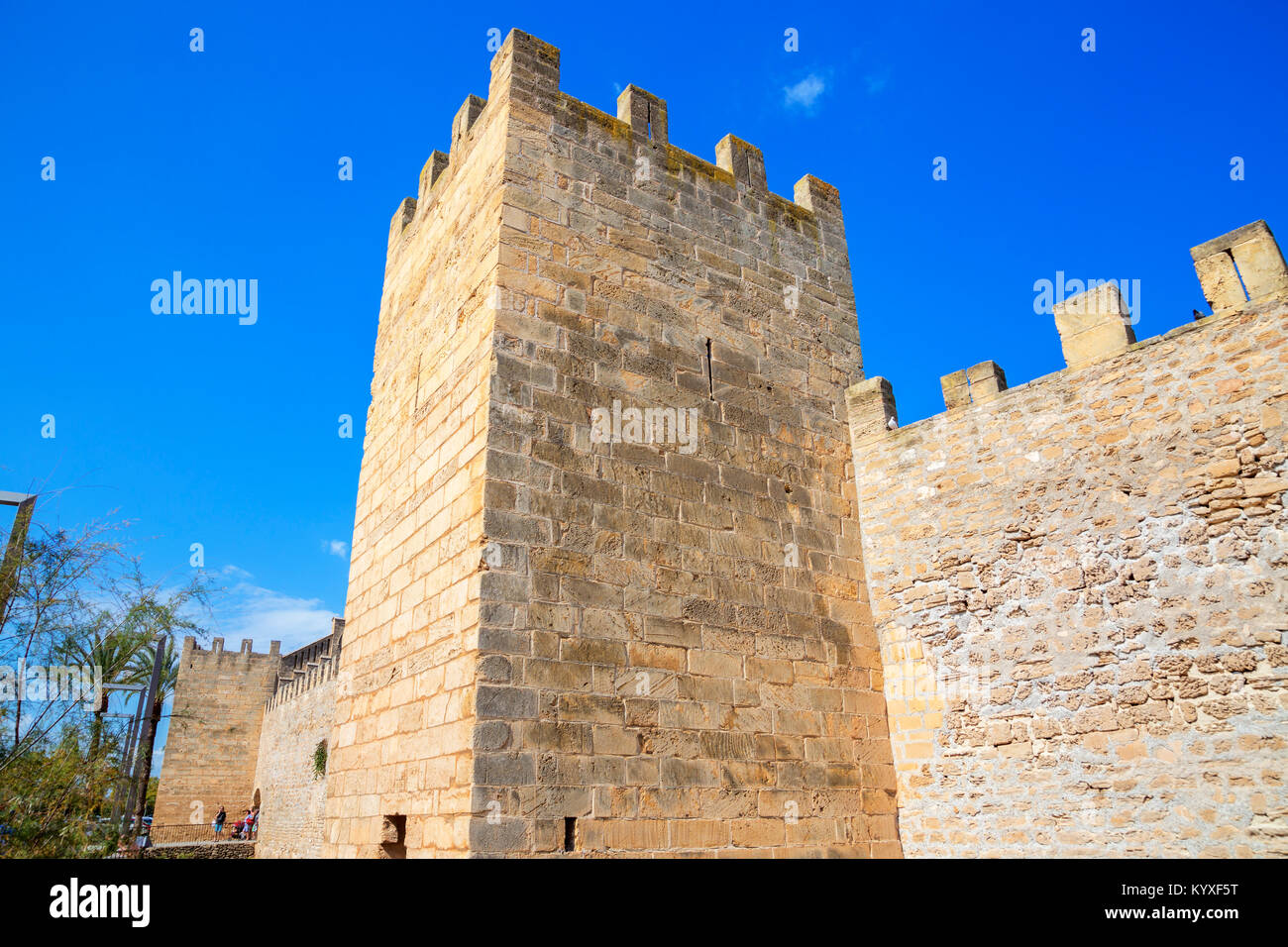 Die mittelalterliche Stadtmauer von Alcudia, Alcudia, Mallorca, Balearen, Spanien, Europa Stockfoto