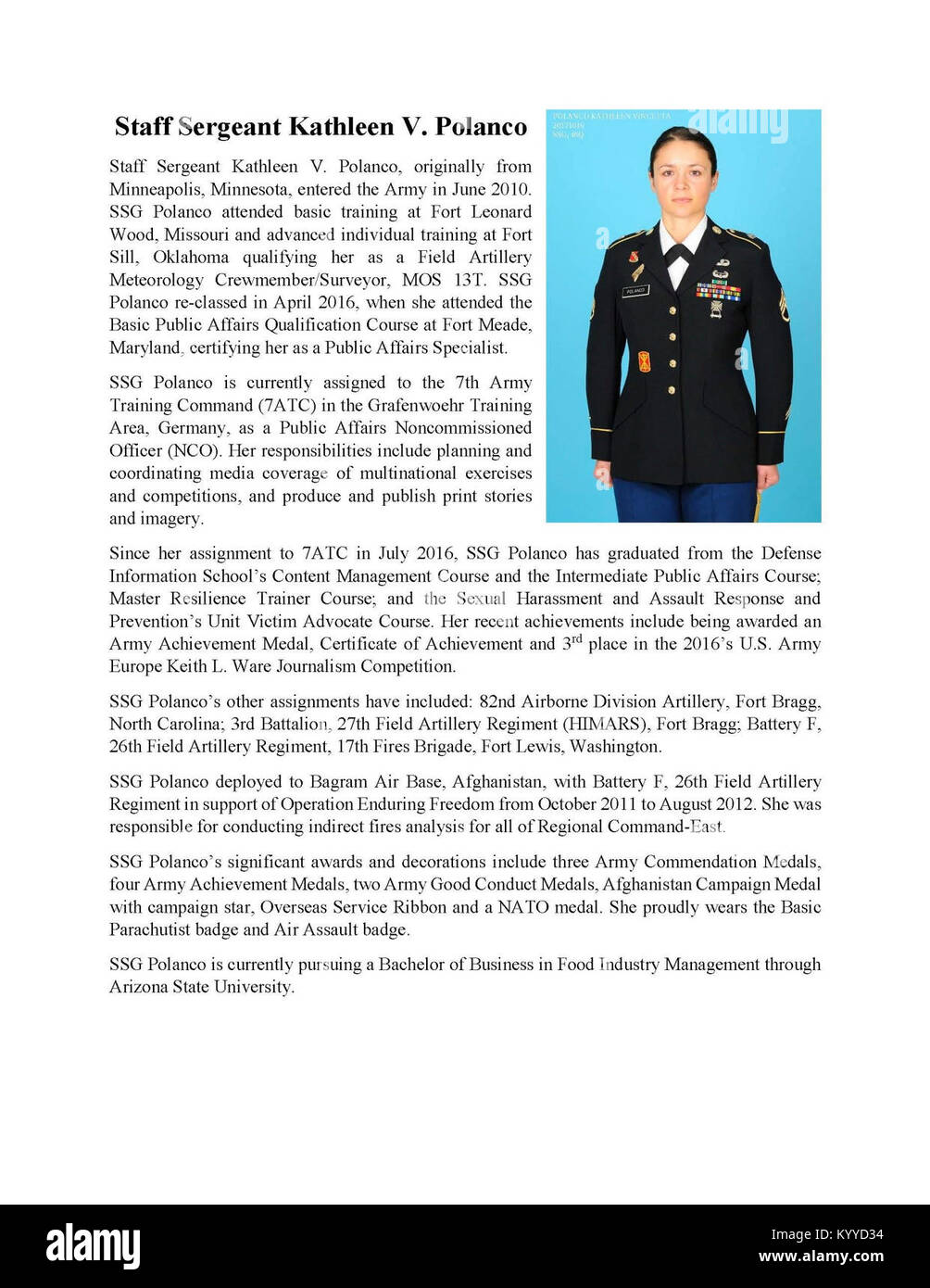 Staff Sgt. Kathleen V. Polanco, 7th Army Training Befehl, Grafenwöhr, Deutschland. Keith L. Ware 2017 offizielle Bio für James. S. Jäger Award für herausragende neue Schriftsteller Kategorie. Stockfoto