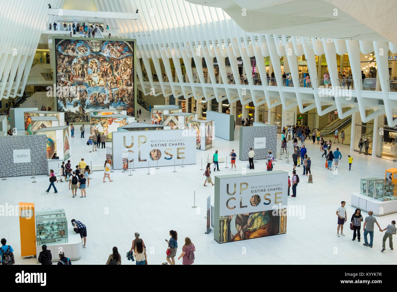 In Westfield World Trade Center, ein Einkaufszentrum im Komplex des World Trade Centers in Manhattan, New York, USA Stockfoto