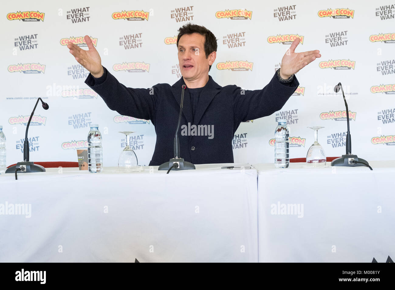 Simon Merrells anlässlich einer Pressekonferenz auf der Comic Con Portugal in Porto, Portugal. Mit: Simon Merrells Wo: Porto, Portugal Wann: 17 Dec 2017 Credit: Rui M Leal/WENN.com Stockfoto