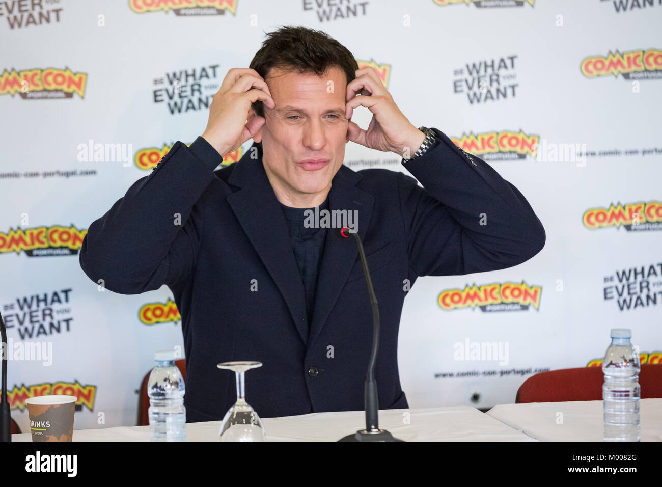 Simon Merrells anlässlich einer Pressekonferenz auf der Comic Con Portugal in Porto, Portugal. Mit: Simon Merrells Wo: Porto, Portugal Wann: 17 Dec 2017 Credit: Rui M Leal/WENN.com Stockfoto