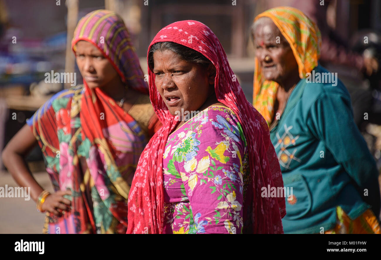Drei Generationen der indischen Frau, Jodhur, Rajasthan, Indien Stockfoto