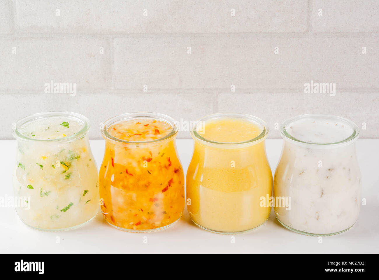 Satz von klassischen Salatdressings Honig Senf, Ranch, Vinaigrette