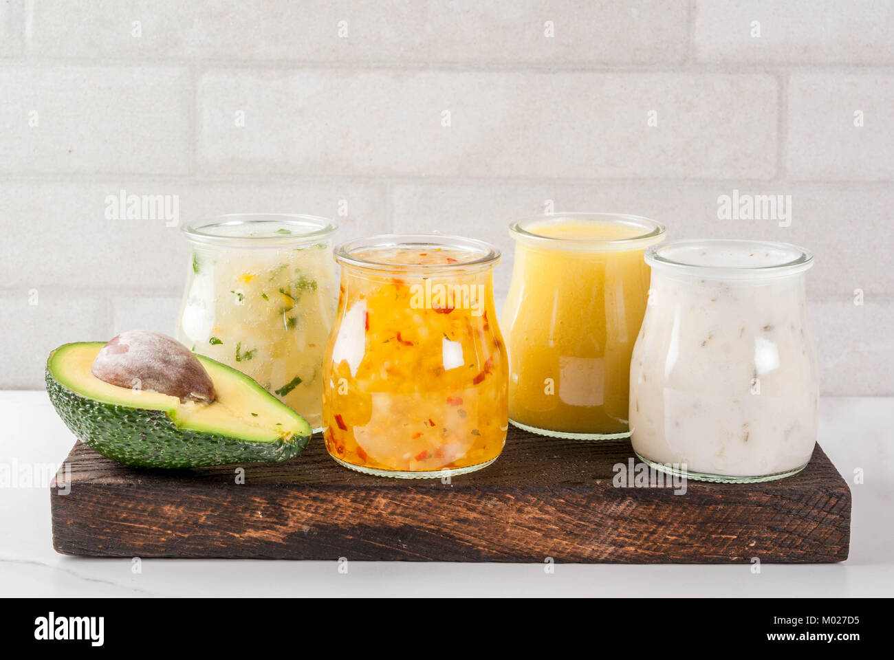 Satz von klassischen Salatdressings Honig Senf, Ranch, Vinaigrette