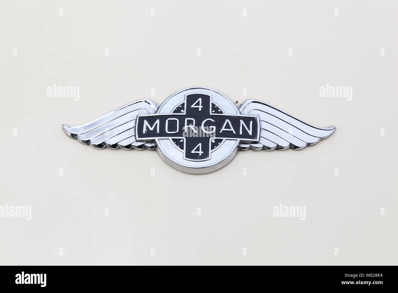 Dax, Frankreich - Juni 4, 2017: Morgan 4 Logo auf einem Auto. Die Morgan Plus 4 ist ein Automobil von der Morgan Motor Company von 1950 bis 1969 hergestellt Stockfoto