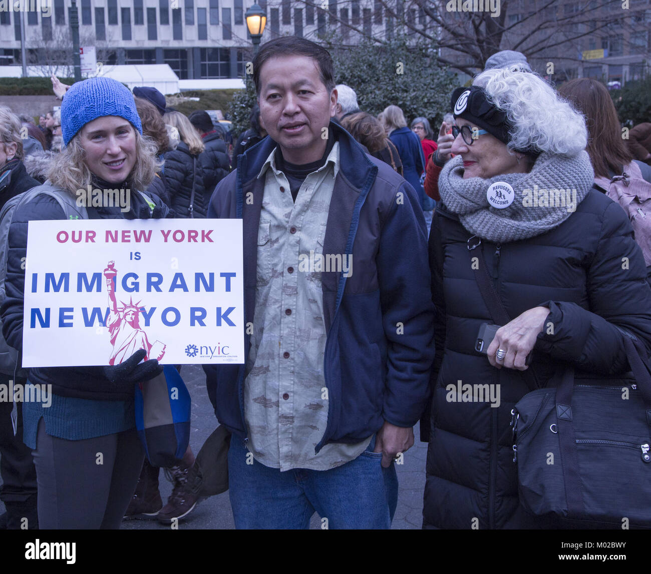 Interreligiöse religiöse Führer, Menschen des Glaubens und andere Unterstützer von Einwanderern Rechte und halten die DACA Programm lebendig haben eine stille Mahnwache zu Fuß Stockfoto