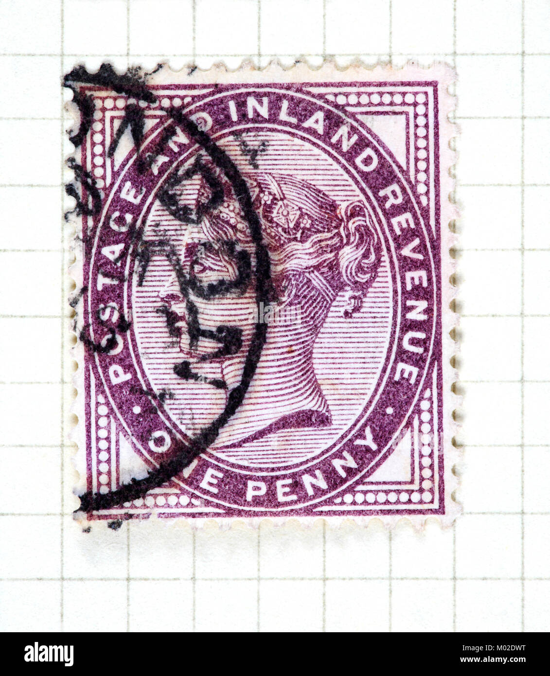 Eine Königin Victoria ein Penny lila verwendet Briefmarke von 1881. Stockfoto