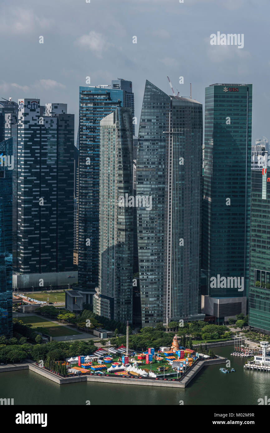 Architektur von Downton Kern von Marina Bay Sands Hotel, Marina Bay, Singapore gesehen Stockfoto