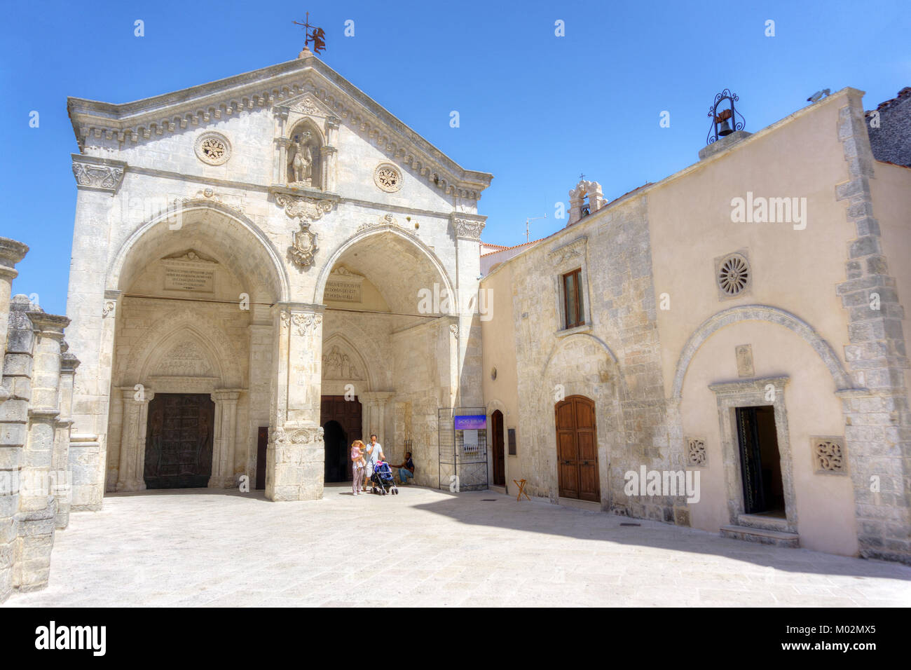 Italien, Apulien, Monte Sant'Angelo, San Michele Arcangelo Heiligtum Stockfoto