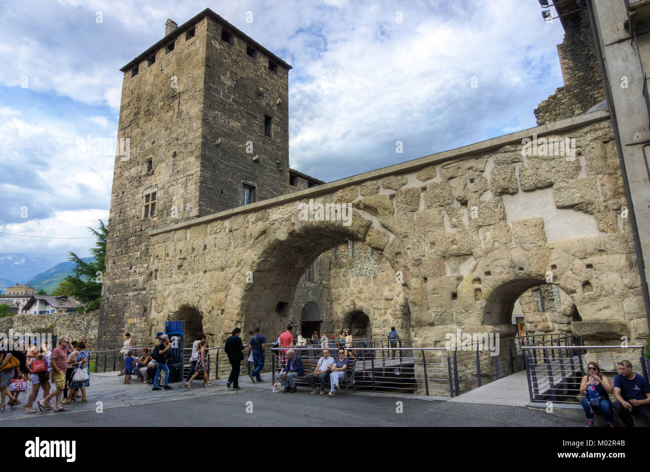 Italien, Aostatal, Aosta, Porta Pretoria Stockfoto