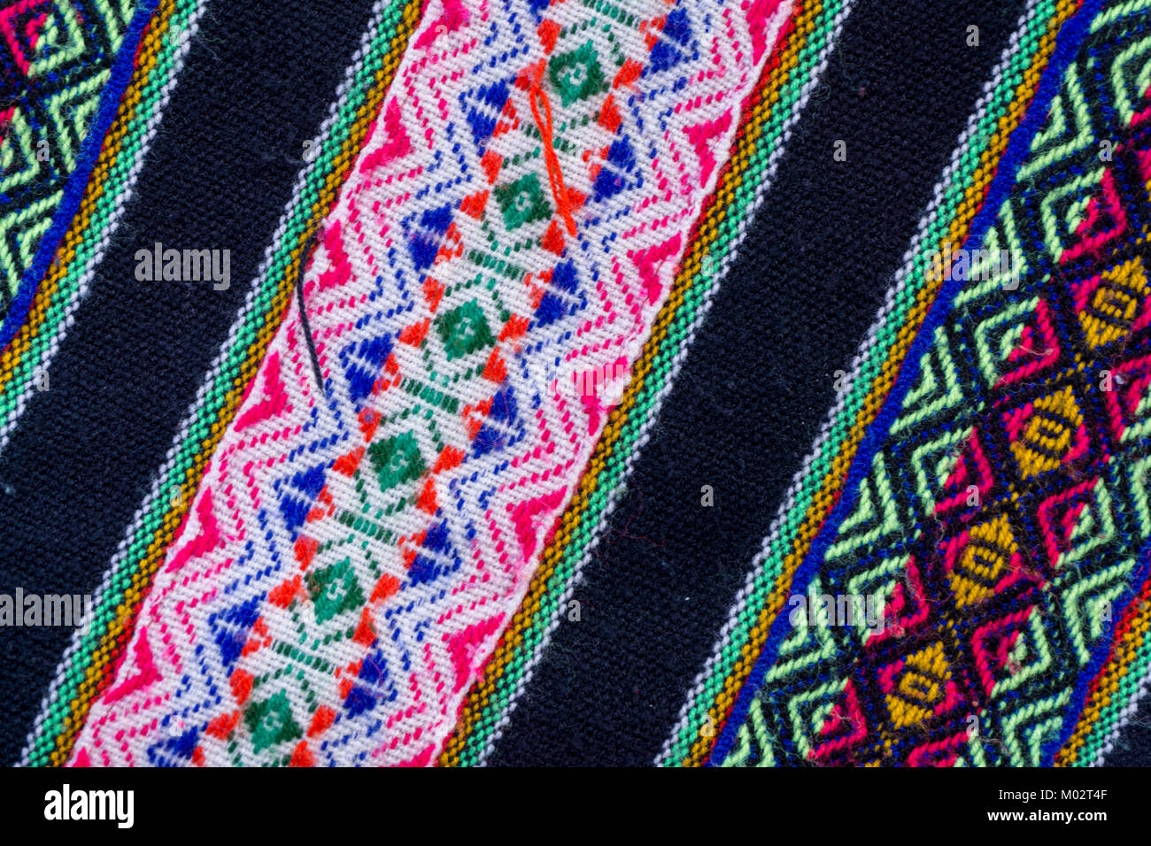 Folk Anden farbige Textilien von Hand als Hintergrund gewebt Stockfoto
