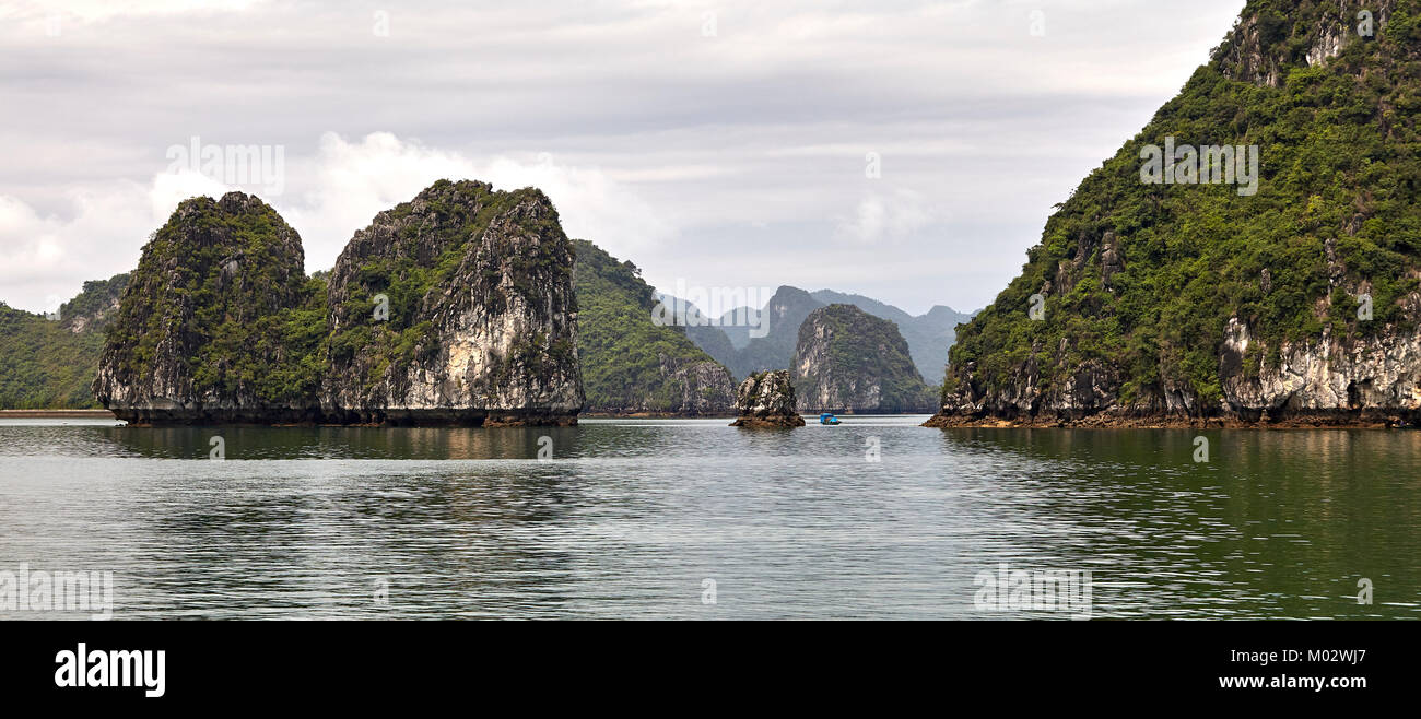 Ha Lon Bay Reisen - Vietnam Stockfoto