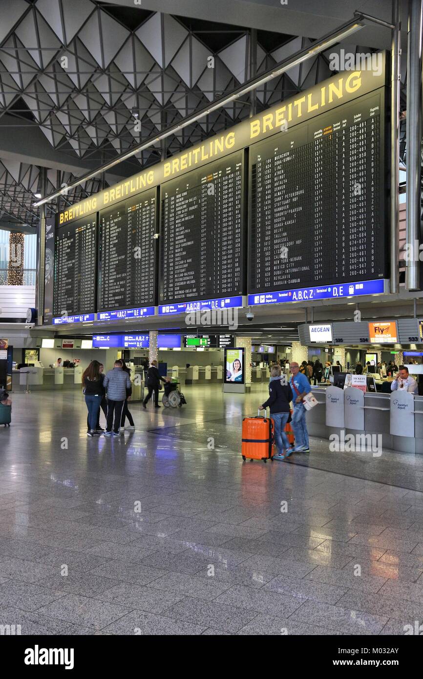Flughafen Frankfurt Main Terminal 1 www.alamy.de