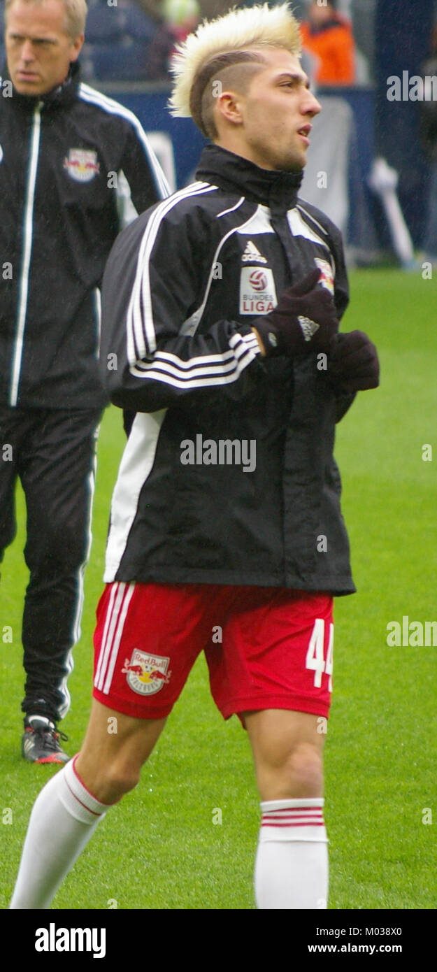 Das Bundesliga-Spiel zwischen dem FC Red Bull Salzburg und dem SC Wiener Neustadt am 6. Juni 2014 war ein Fußballspiel mit zwei prominenten österreichischen Mannschaften. Stockfoto