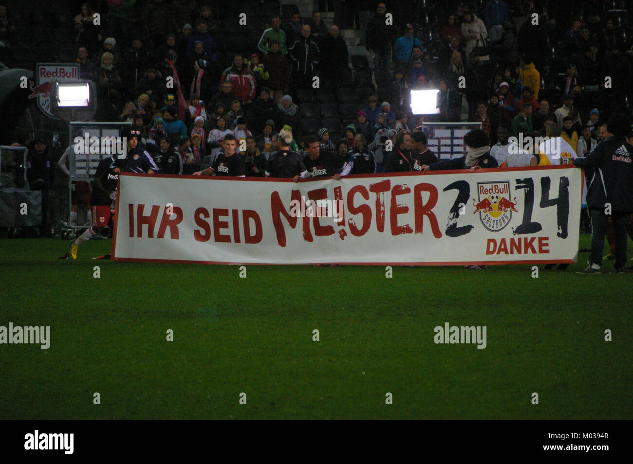 Ein Spiel zwischen dem FC Red Bull Salzburg und dem SC Wiener Neustadt in der Bundesliga am 28. Und damit ein wichtiger Moment im österreichischen Fußball. Stockfoto