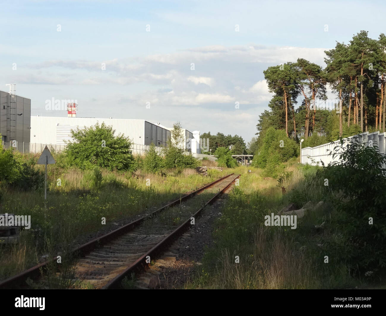 Bydgoski Park PrzemysÅ‚owo-Technologiczny in Bydgoszcz, Polen, ist ein Industrie- und Technologiepark, der sich auf Innovation und Geschäftsentwicklung konzentriert. Es beherbergt Unternehmen, die an fortschrittlichen Technologien und industriellen Lösungen arbeiten. Stockfoto