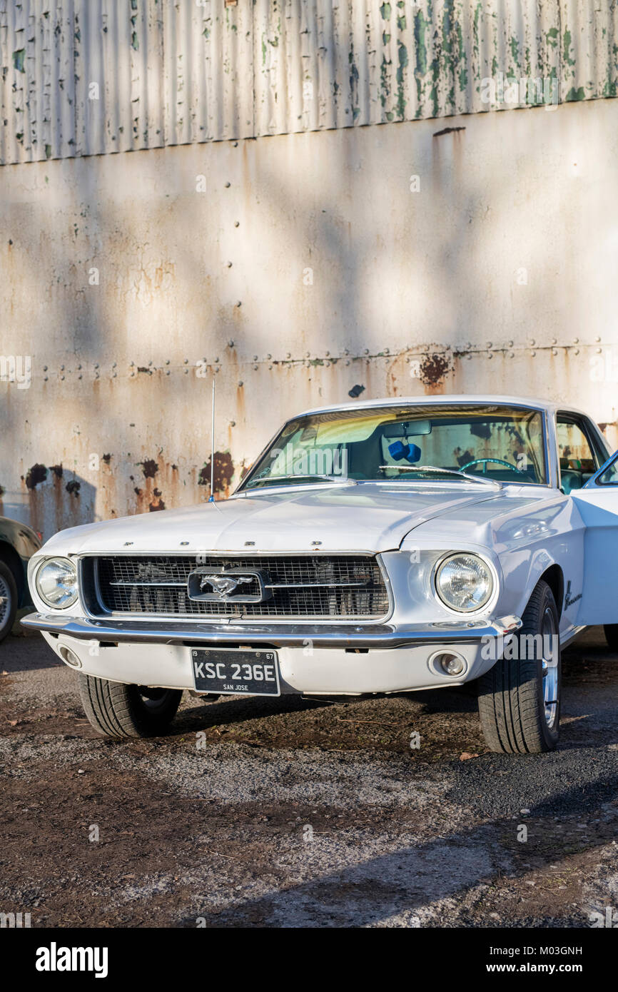 Ford Mustang 1967 Stockfotos Und Bilder Kaufen Alamy