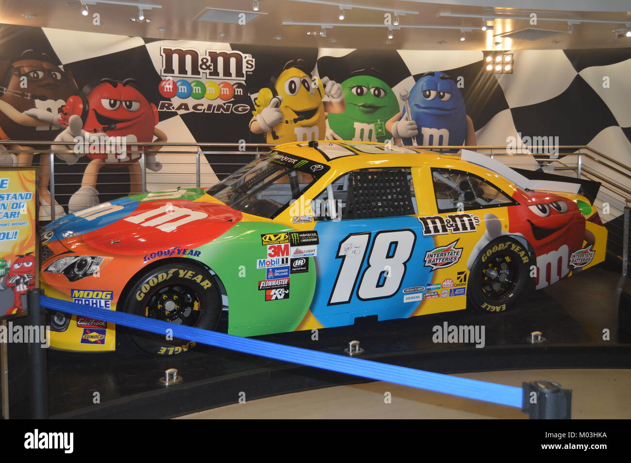 Auto innen M&M Store auf dem Las Vegas Strip. Reisen Urlaub Juni 26., 2017. Las Vegas Strip, Las Vegas, Nevada USA. EEUU. Stockfoto