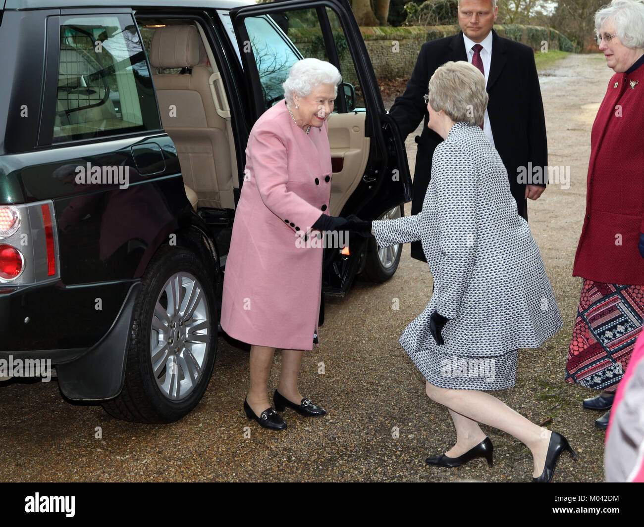 West Newton, Norfolk, Großbritannien. 18 Jan, 2018. Königin Elizabeth II. nimmt an dem Treffen in West Newton, Norfolk, am 18. Januar 2018. Credit: Paul Marriott/Alamy leben Nachrichten Stockfoto