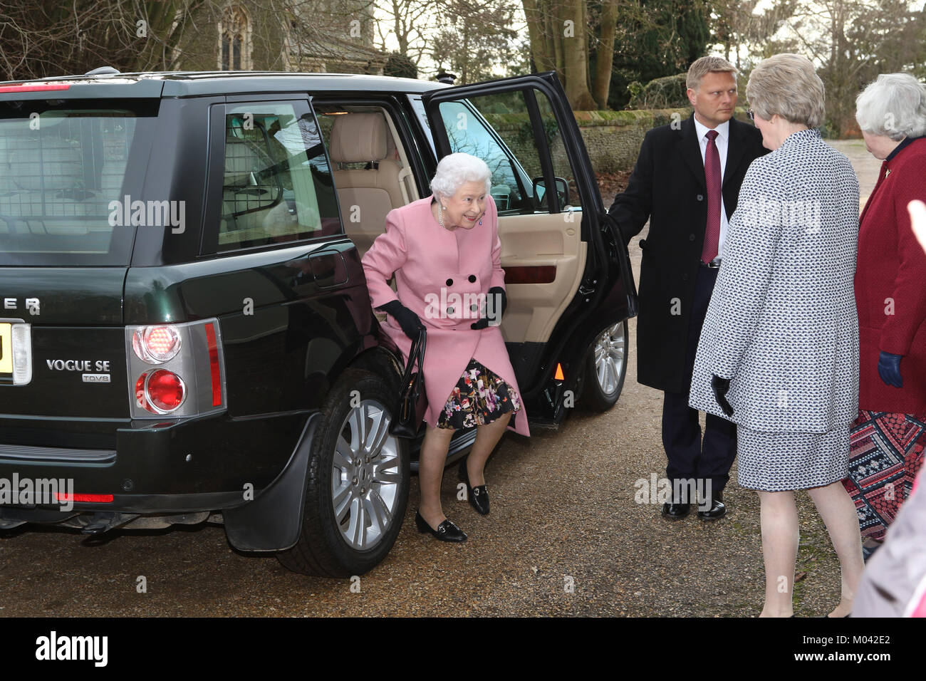 West Newton, Norfolk, Großbritannien. 18 Jan, 2018. Königin Elizabeth II. nimmt an dem Treffen in West Newton, Norfolk, am 18. Januar 2018. Credit: Paul Marriott/Alamy leben Nachrichten Stockfoto