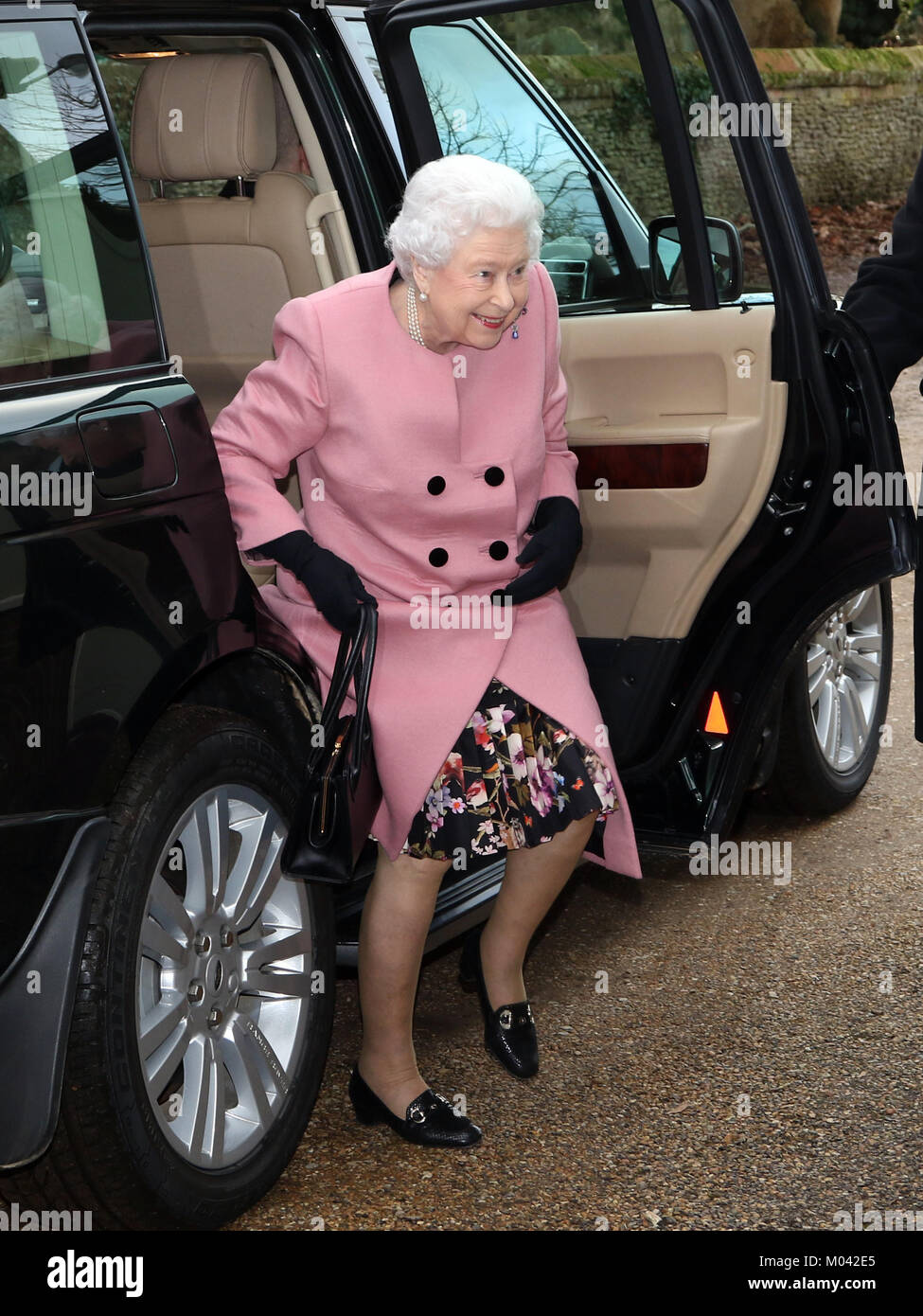 West Newton, Norfolk, Großbritannien. 18 Jan, 2018. Königin Elizabeth II. nimmt an dem Treffen in West Newton, Norfolk, am 18. Januar 2018. Credit: Paul Marriott/Alamy leben Nachrichten Stockfoto