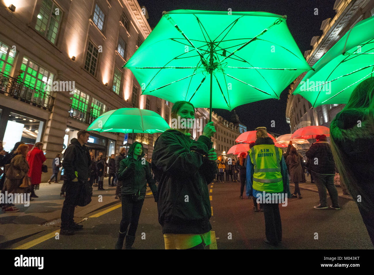 London, Großbritannien. 18 Jan, 2018. Das Dachprojekt von Cirque Bijou an der Regent Street, Teil der Lumiere London Festival in London 2018. Foto Datum: Donnerstag, 18. Januar 2018. Credit: Roger Garfield/Alamy leben Nachrichten Stockfoto