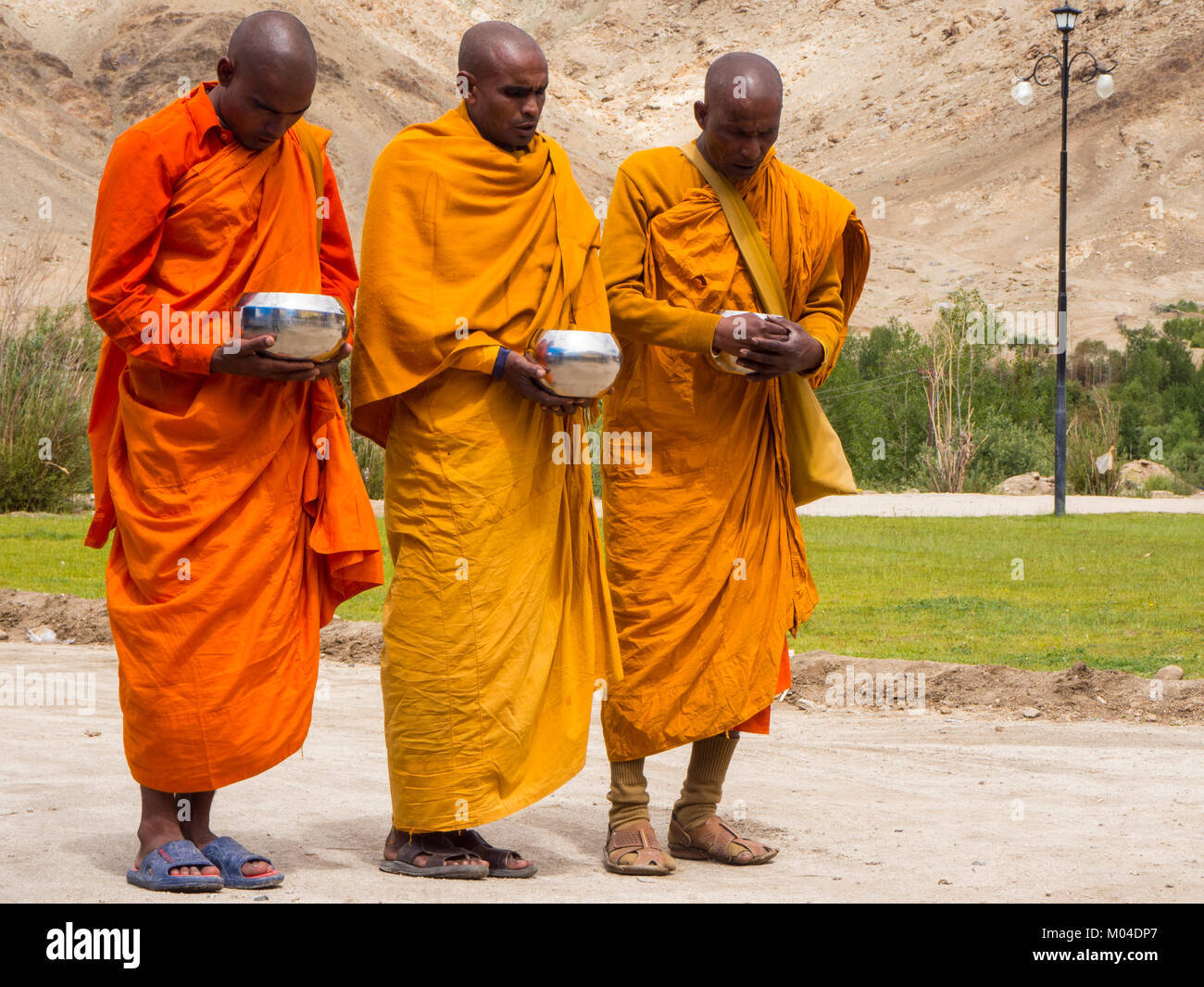 Ein buntes Bild von drei buddhistischen Bettler Stockfoto