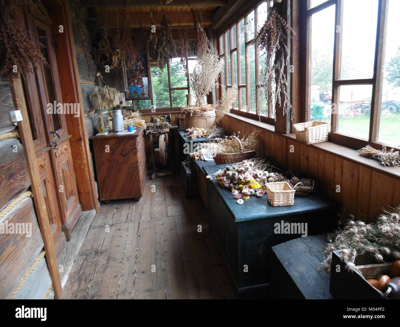 Dieser Titel bezieht sich auf Brenna ab, ein Unternehmen oder Produkt, das wahrscheinlich mit einer bestimmten Branche oder Dienstleistung in Verbindung steht. Es bedarf weiterer Rahmenbedingungen, um seine Bedeutung zu verdeutlichen. Stockfoto