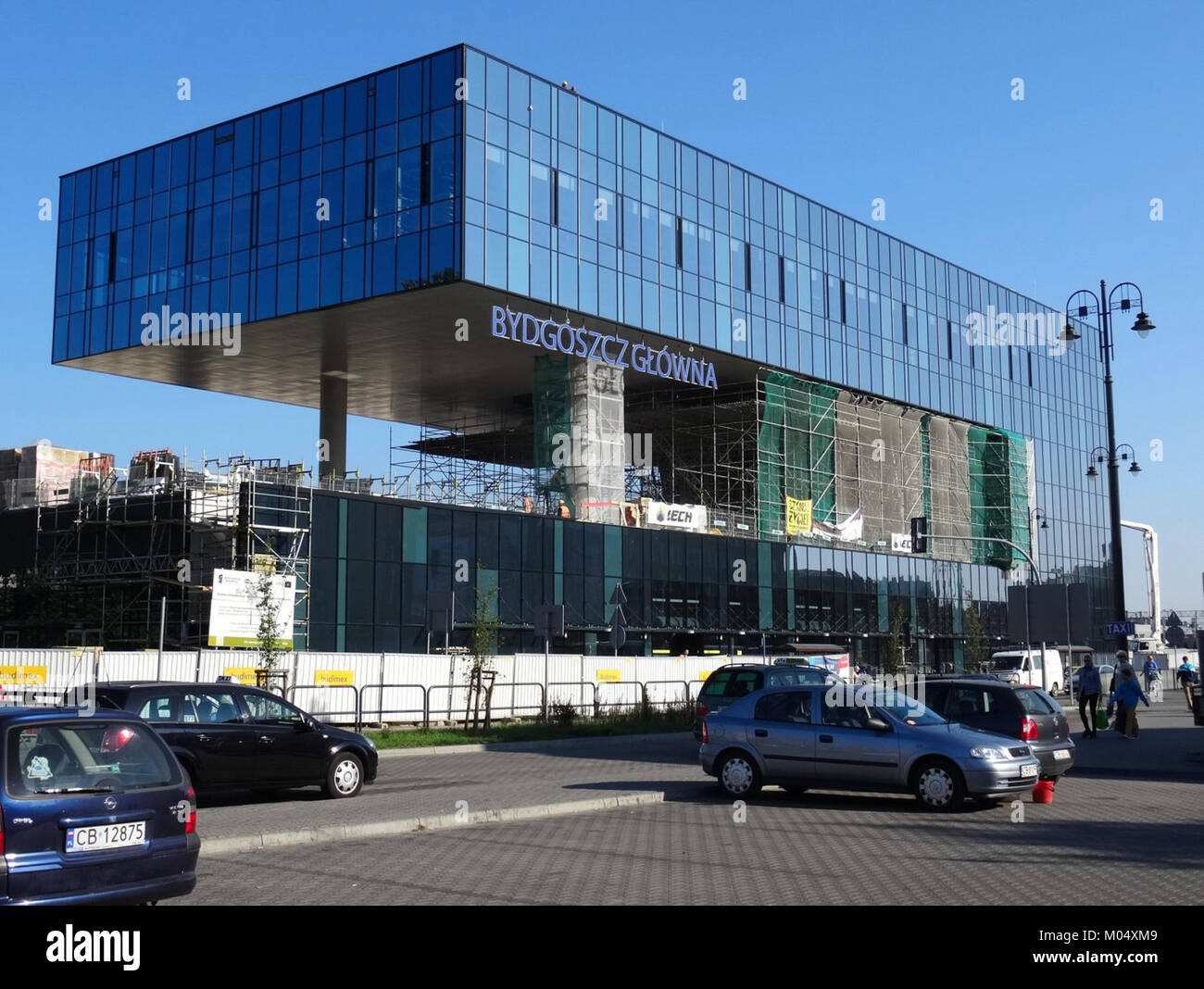 Bydgoszcz Glowna ist der Hauptbahnhof in Bydgoszcz, Polen und dient als wichtiger Drehkreuz für den Schienenverkehr in der Region. Sie spielt eine Schlüsselrolle bei der Anbindung der Stadt an andere Teile Polens und Europas. Stockfoto