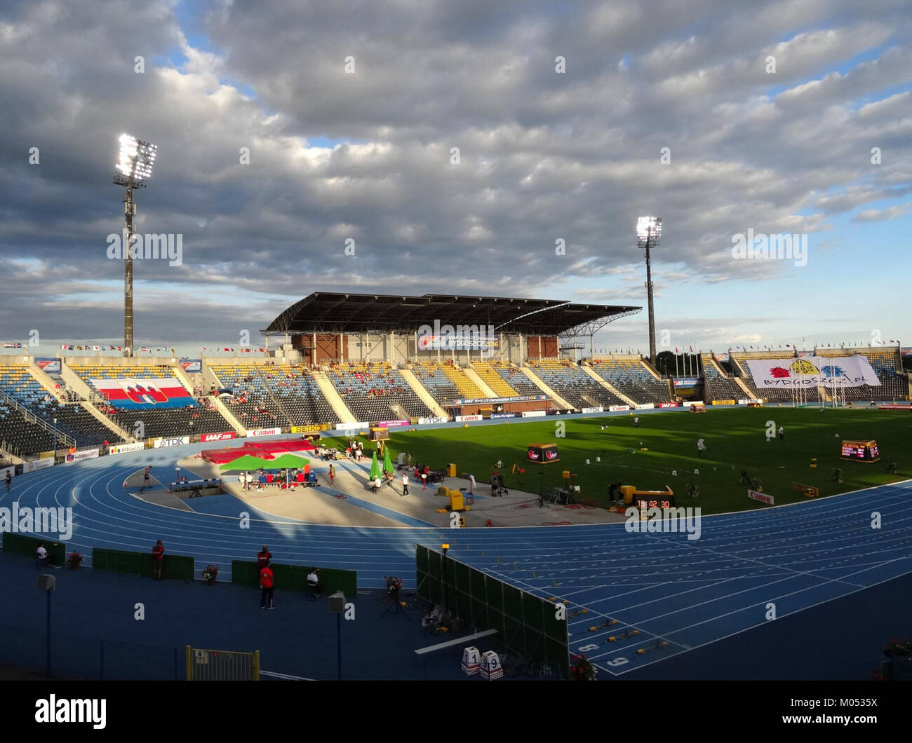 Bei den IAAF U20-Weltmeisterschaften 2016 in Bydgoszcz, Polen, traten junge Athleten an verschiedenen Leichtathletik- und Feldveranstaltungen an und stellten zukünftige Olympiatalente vor. Stockfoto