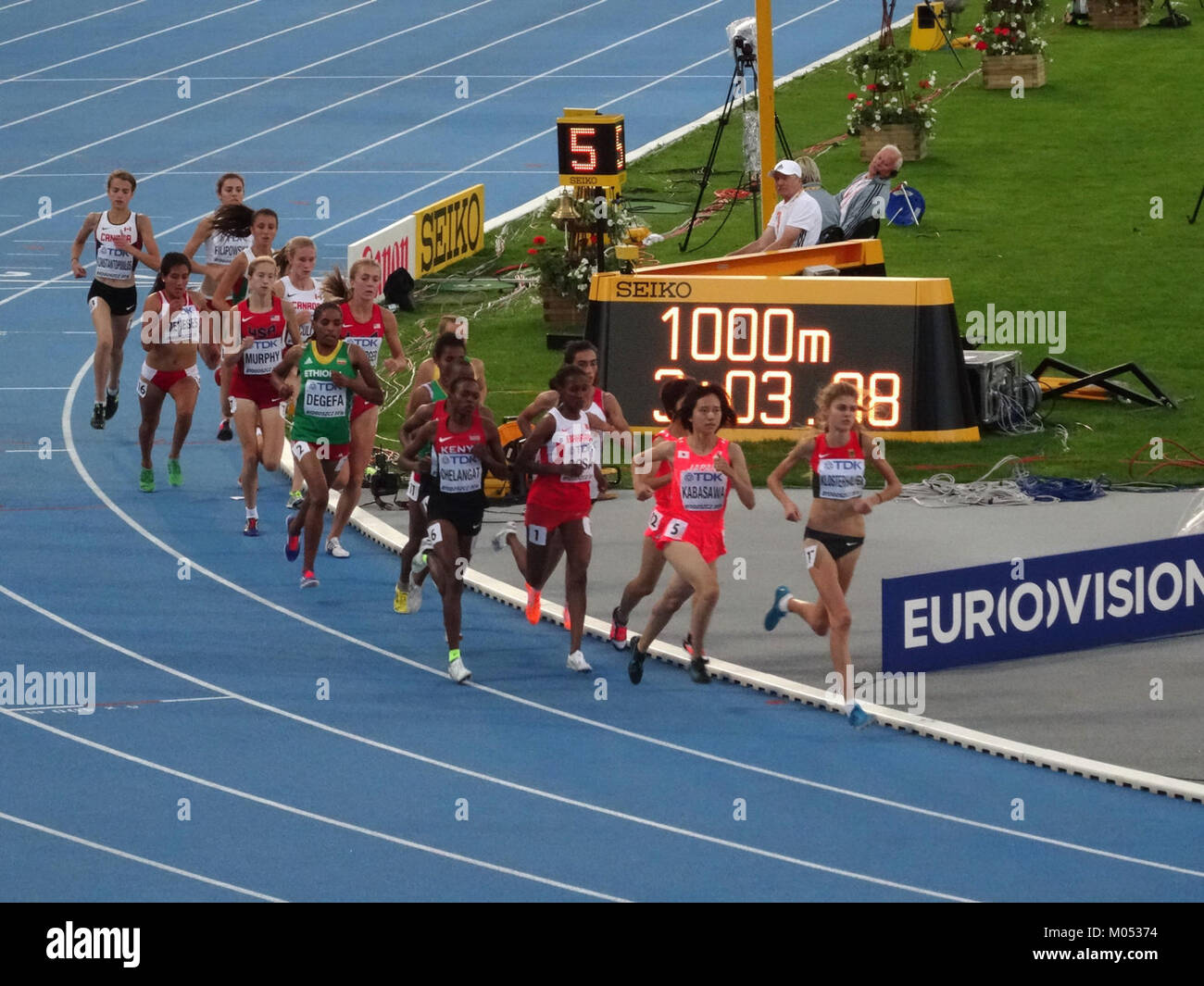 Ein Foto von der IAAF-U20-Weltmeisterschaft 2016 in Bydgoszcz, Polen, das das 3000-m-Finale der Frauen am 20. Juli 2016 festgehalten hat. An der Veranstaltung nahmen junge Spitzensportler aus der ganzen Welt Teil. Stockfoto