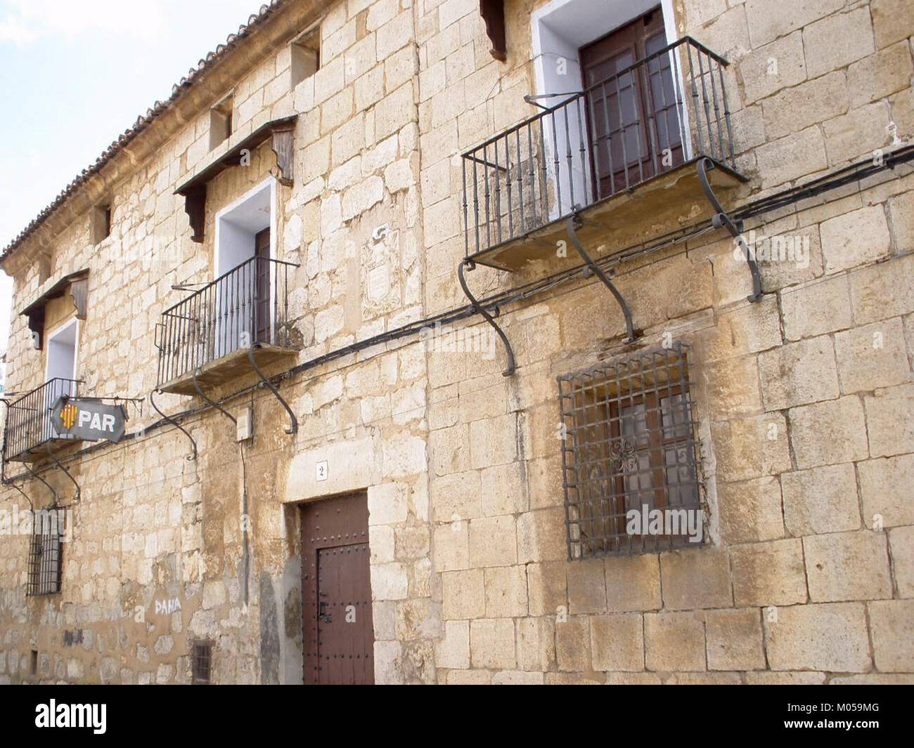 Eine detaillierte Ansicht der Teiche der Serie D, der Betonteiche der Serie C und des südöstlichen Teils des Geländes in Calamocha. Der größte Teich bedeckt etwas mehr als einen Hektar. Stockfoto