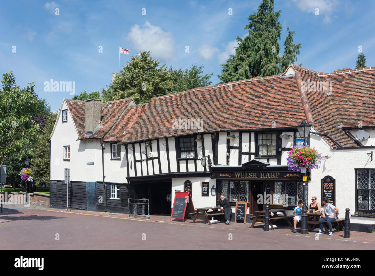 15. jahrhundert Walisischen Harfe Pub, Marktplatz, Waltham Abbey, Essex, England, Vereinigtes Königreich Stockfoto