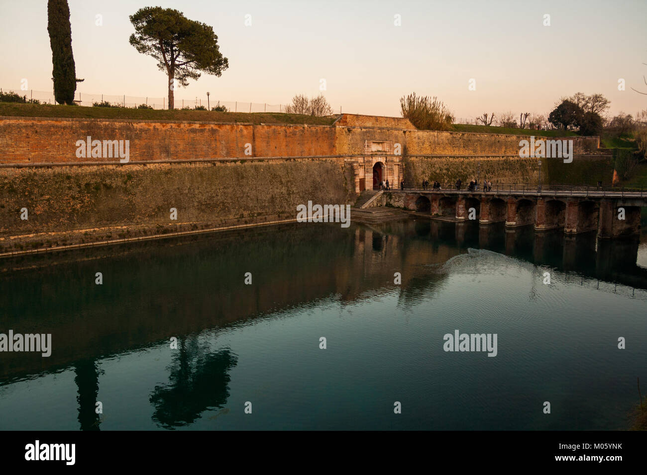 Peschiera del Garda, Gardasee, Verona, Venetien, Italien Stockfoto