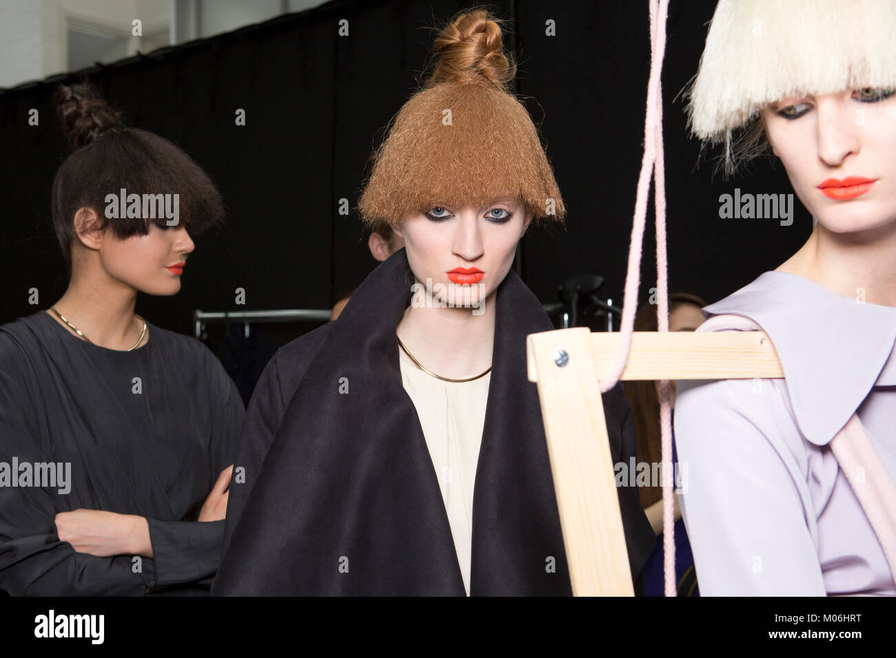 London, UK, 31. Mai 2014, Instituto Marangoni/Backstage, Graduate Fashion Week 2014 in der Alten Truman Brauerei. Mariusz Goslicki/Alamy Stockfoto