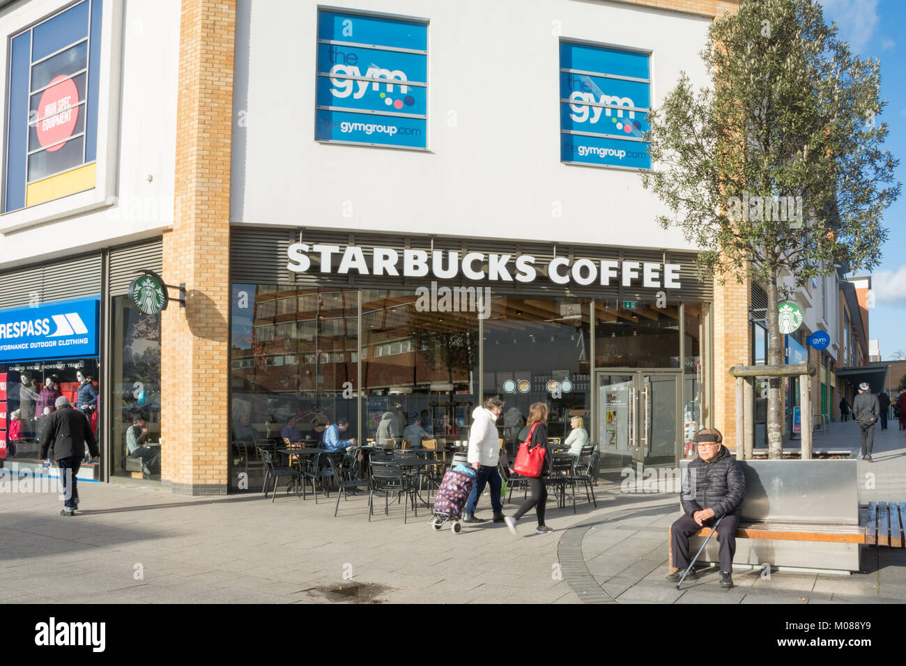 Starbucks Coffee Shop in der Meads, Farnborough, Hampshire, Großbritannien Stockfoto