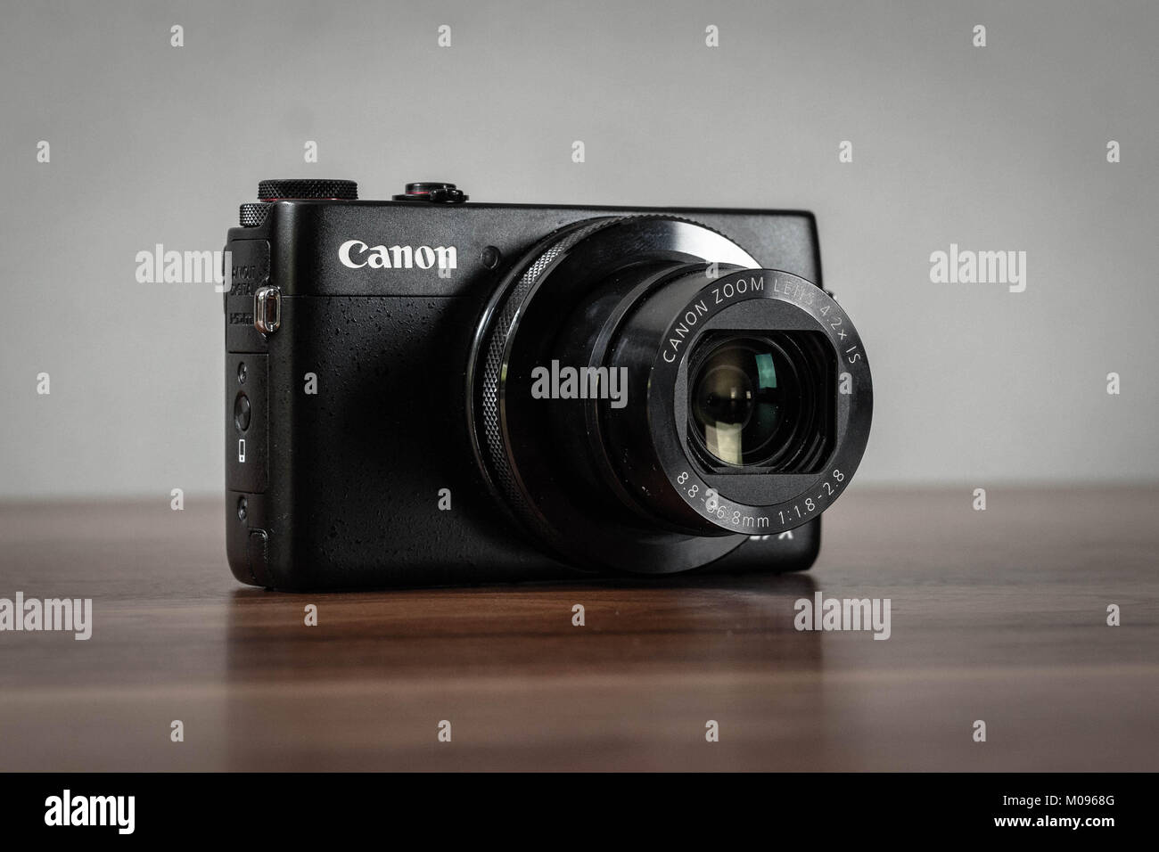 Canon G7 x Point-and-Shoot-Kamera Stockfoto