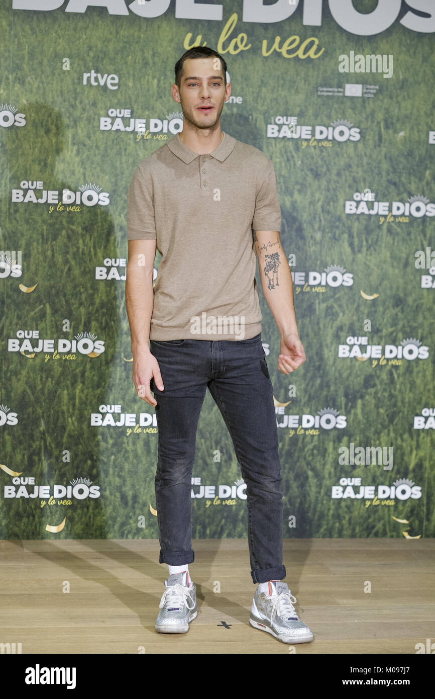 "Baje Dios Y Lo Que Vea' Fotoshooting bei Urso Hotel in Madrid Mit: Joel Bosqued Wo: Madrid, Spanien Wann: 19 Dec 2017 Credit: Oscar Gonzalez/WENN.com Stockfoto