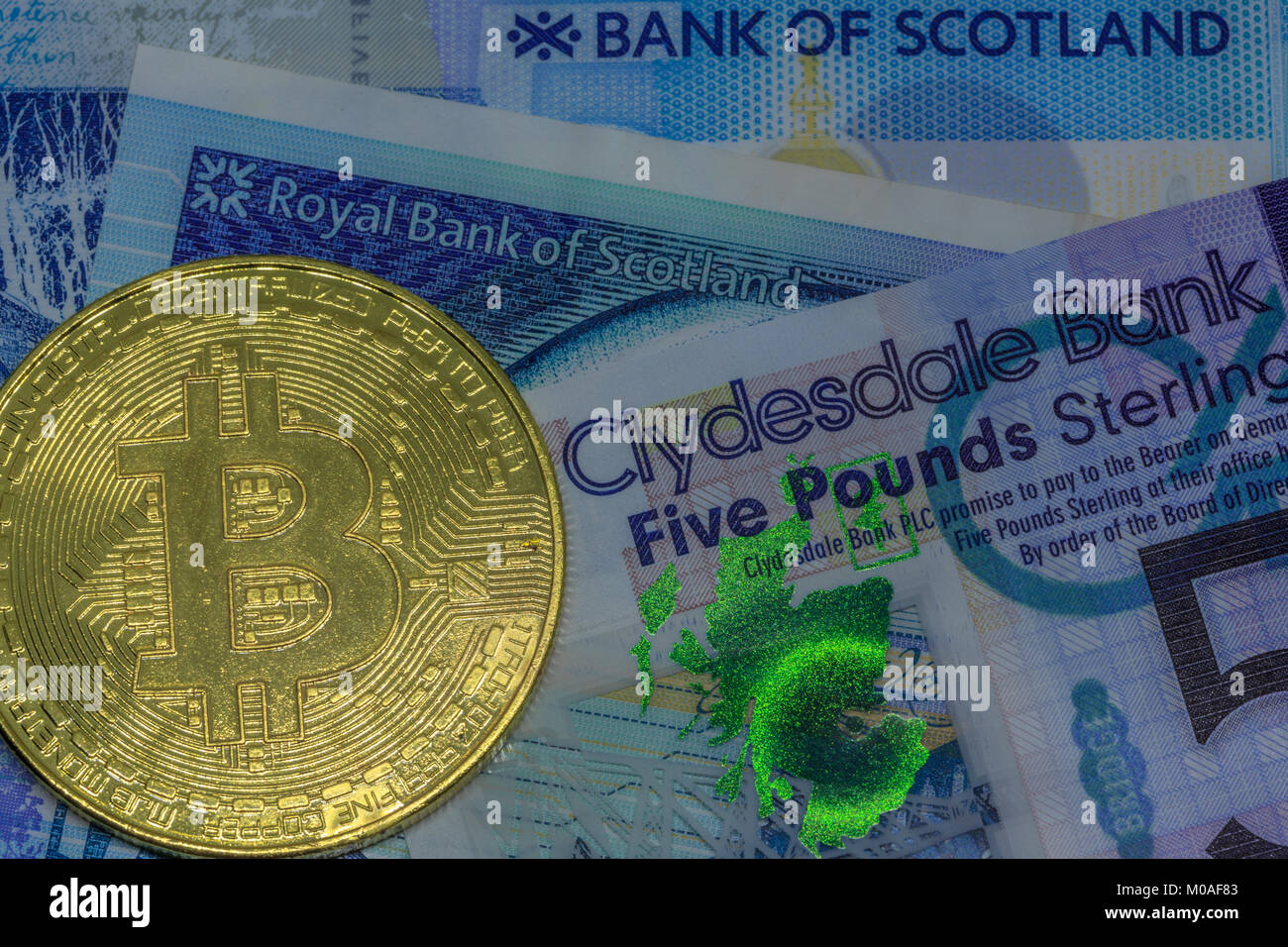 Bitcoin auf Schottischen 5 Pound Banknoten Stockfoto