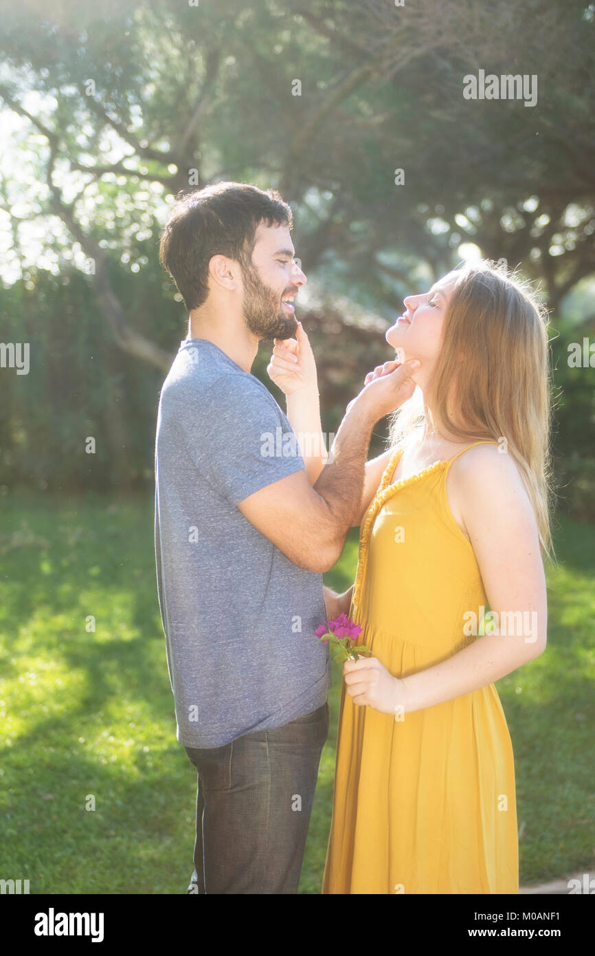 Junges Paar auf einen romantischen Urlaub in Frankreich. Stockfoto