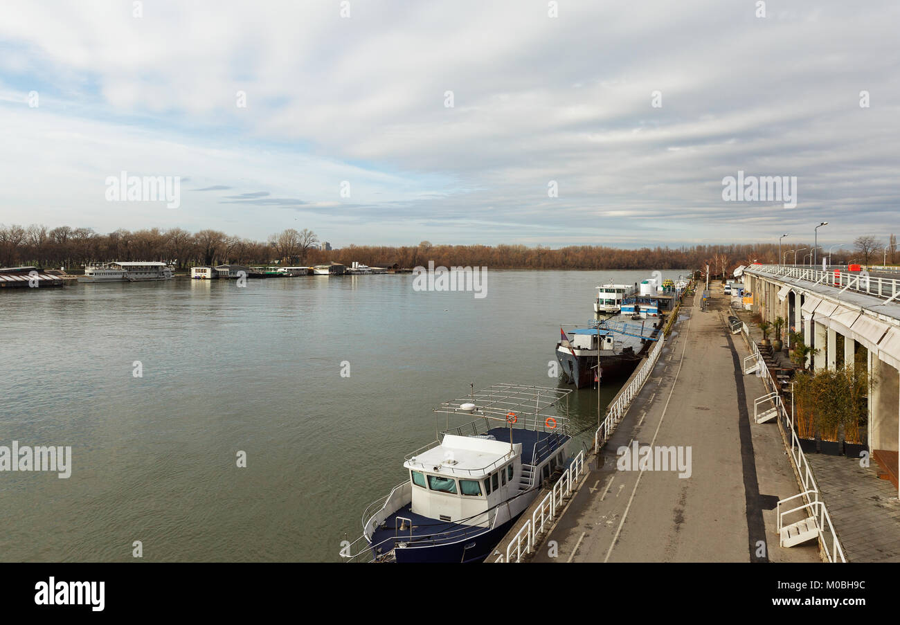 Landschaft am Fluss Save und Donau in Belgrad Stockfoto