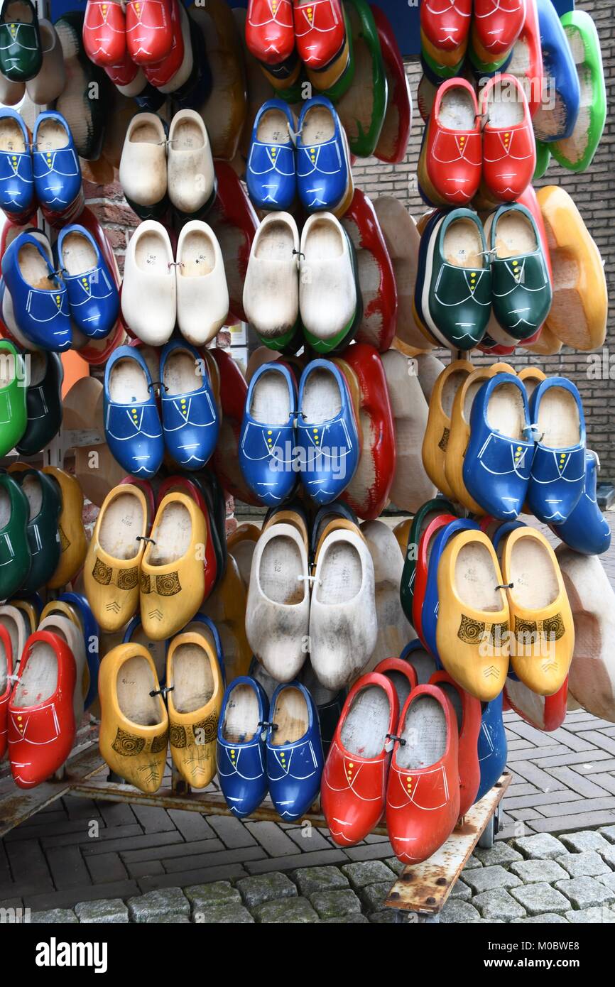 Schuhe traditionen Fotos und Bildmaterial in hoher Auflösung Alamy