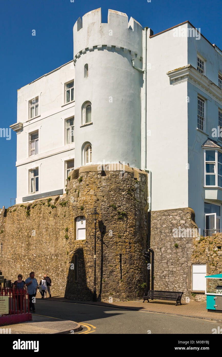 Das Imperial Hotel, von der Esplanade, Tenby, Pembrokeshire, South Wales gesehen Stockfoto