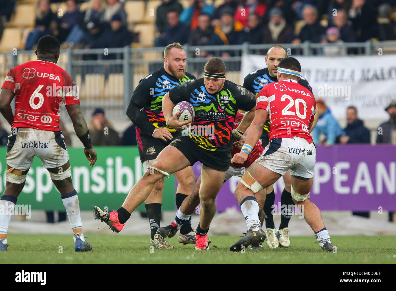 Parma, Italien. 20 Jan, 2018. Die flanker Zebre Giovanni Licata trägt den Ball im Spiel gegen den Agen im Epcr-Challenge Cup 2017/18. Credit: Massimiliano Carnabuci/Alamy leben Nachrichten Stockfoto